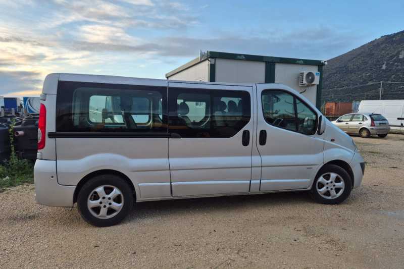 OmecoHub - Immagine OPEL VIVARO